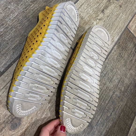 ILSE JACOBSEN TULIP139 slip ons in color golden rod - Picture 3 of 5